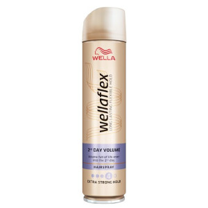 Wellaflex 2nd day volume hair spray No4 250ml